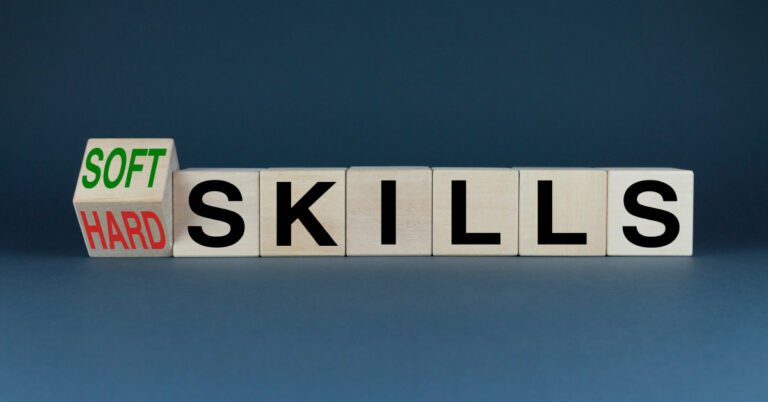 √ 3 Perbedaan Soft Skill Dan Hard Skill Beserta Contohnya!